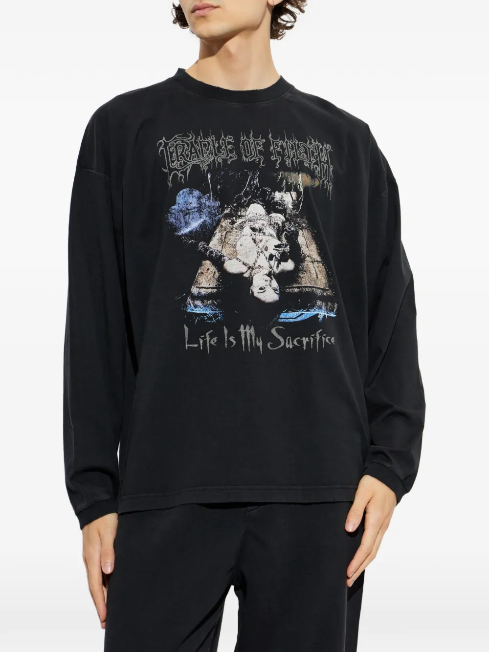 VETEMENTS graphic-print long-sleeve T-shirt Zwart