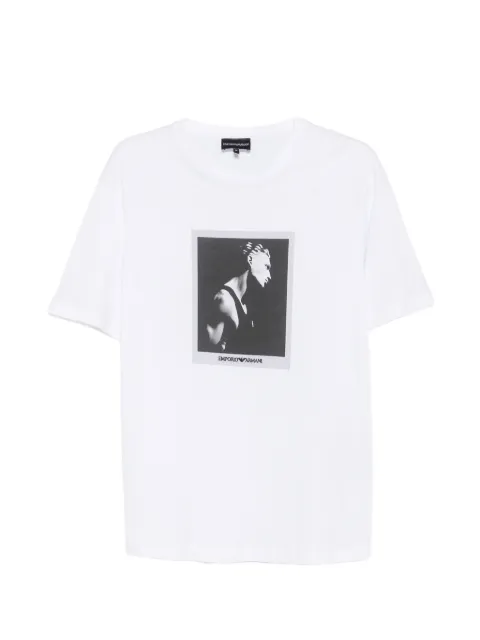 Emporio Armani playera con estampado gráfico