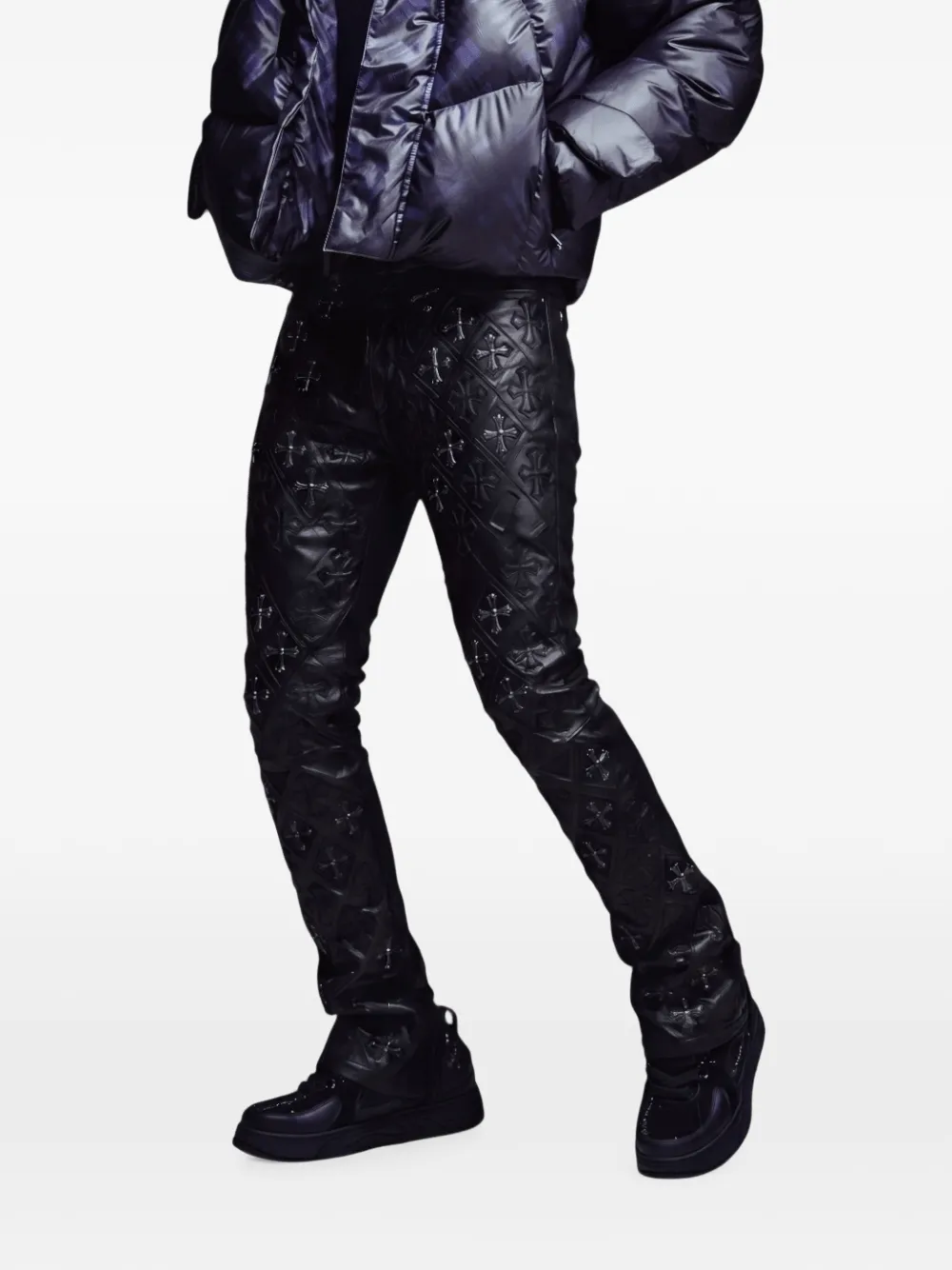 Guapi Quilted-panel Relic Jeans In Black