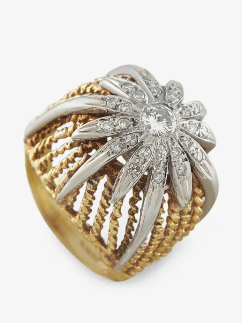 LB Exclusive diamond floral ring