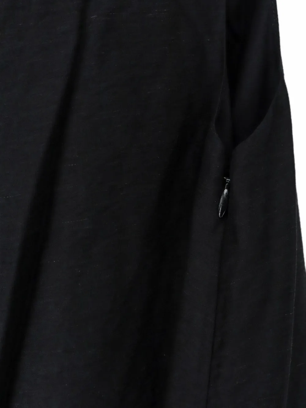 LAMRONS mouwloze asymmetrische jurk Zwart