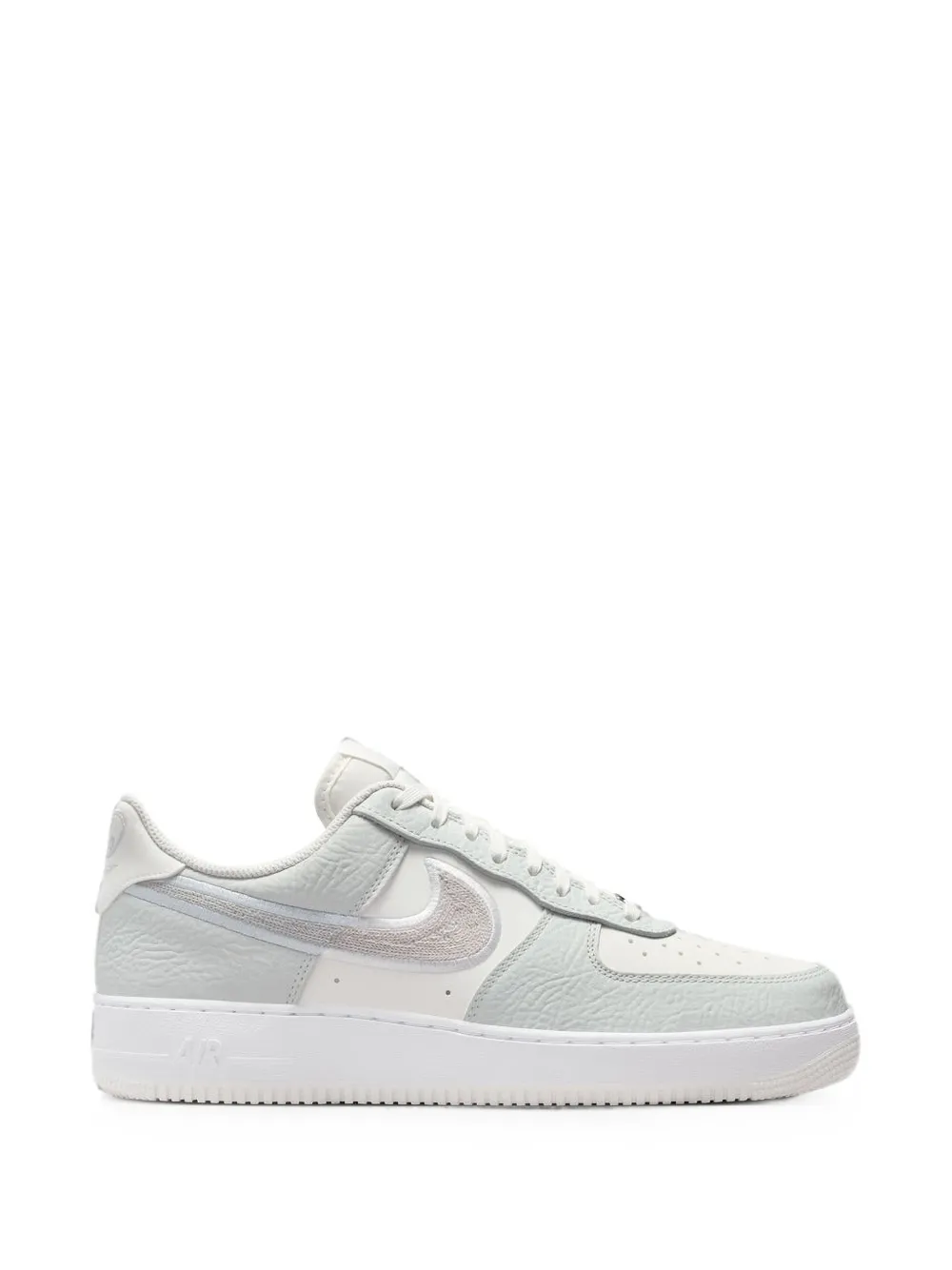 Nike Air Force 1 '07 LV8 shoes Wit