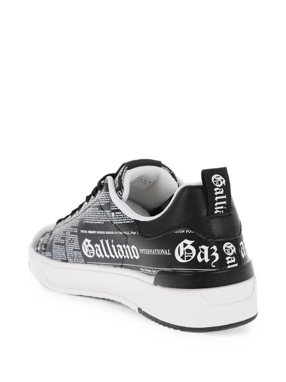 John Galliano newspaper-print lace-up sneakers Zwart