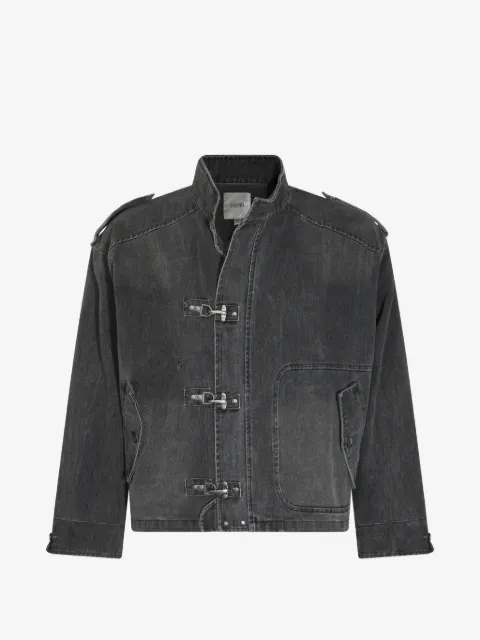 FOUND chaqueta vaquera con broche de mosquetón y charreteras