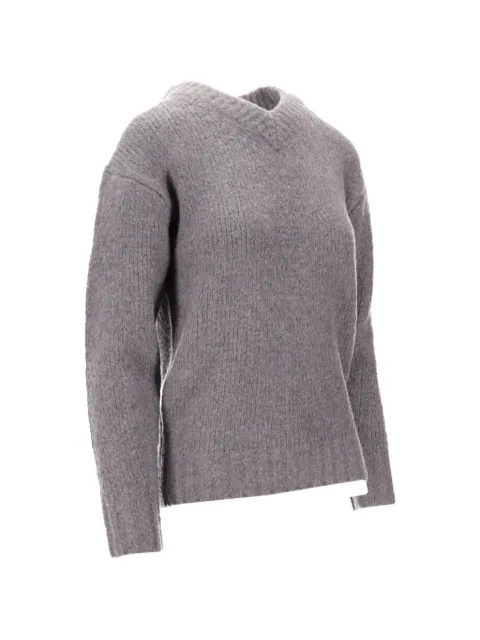 B.B. Walace	 V-neck knitted sweater