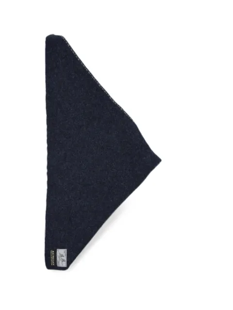 B.B. Walace	 Adams knit triangular bandana