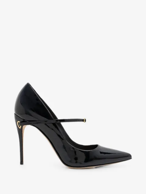 Jennifer Chamandi Lorenzo pumps