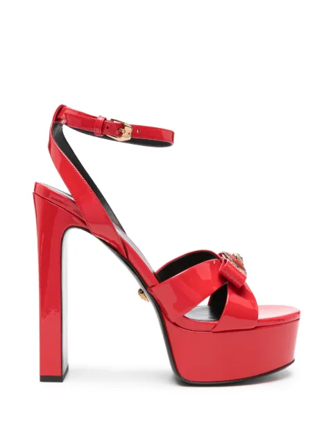 Versace sandalias de charol con detalle de lazo
