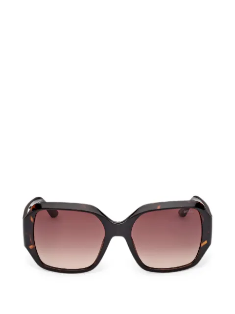 GUESS EYEWEAR logo-plaque square-frame sunglasses