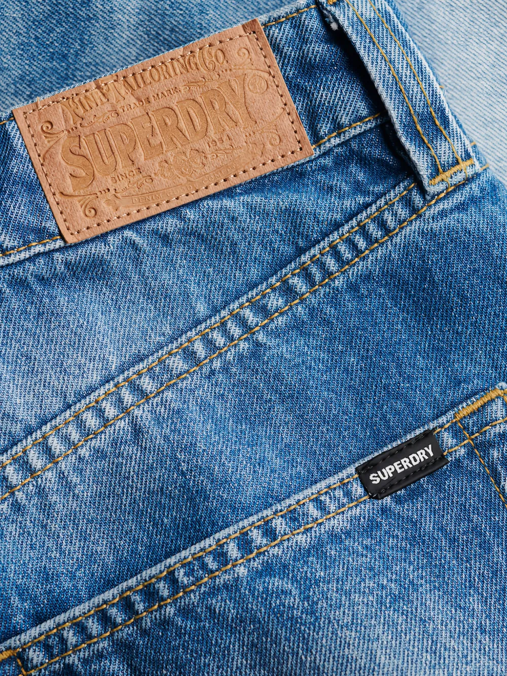 Superdry mid-rise denim shorts Blauw