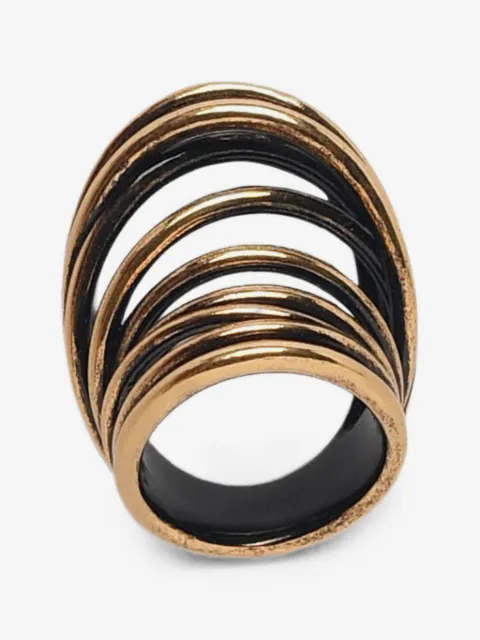 Panconesi Orbit intertwined rings
