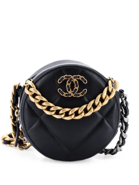CHANEL Pre-Owned 19 라운드 위드 체인 퀼팅 레더 클러치