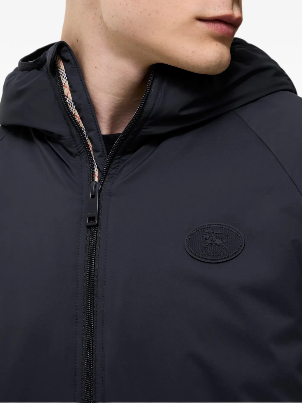 Burberry Dunwich jack van nylon met capuchon Zwart