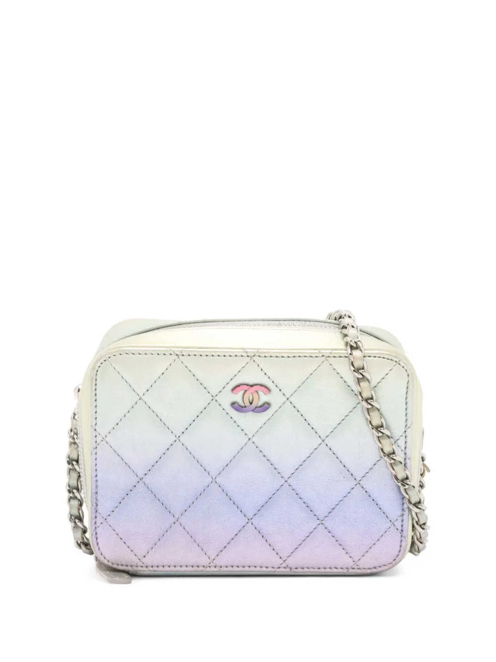 CHANEL Pre-Owned 2021 CC Quilted Gradient Metallic Calfskin Camera Bag crossbody bag - Bianco