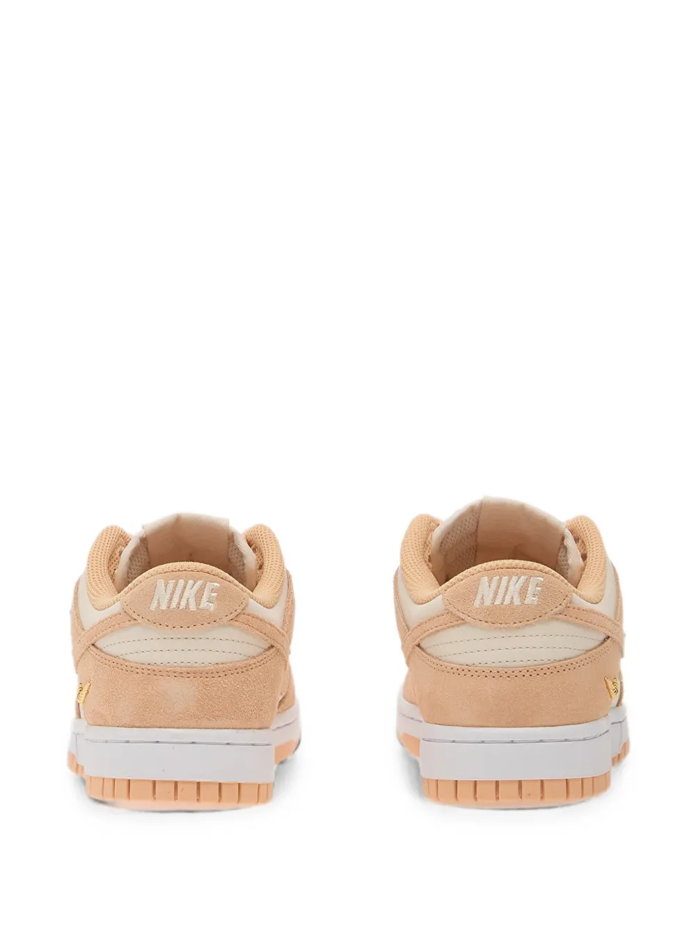 Nike Dunk Low suede sneakers Oranje
