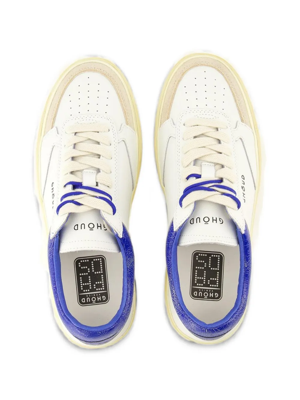 GHŌUD logo-detail sneakers Wit