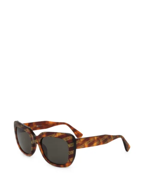 Moschino lentes de sol con armazón estilo carey y logo