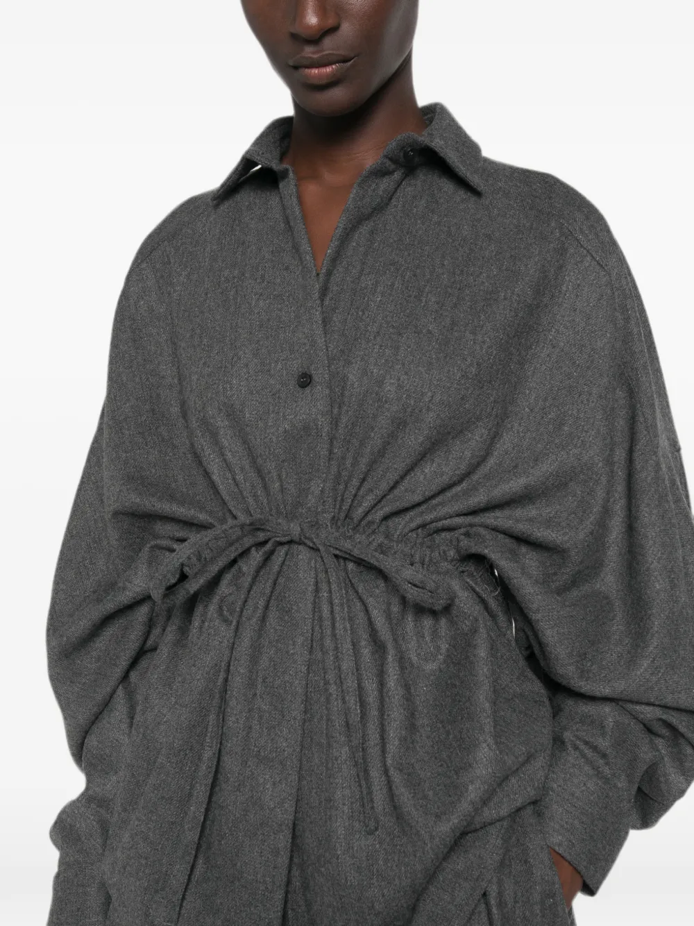 THELATEST E-Dalida blouse met trekkoordtaille Grijs
