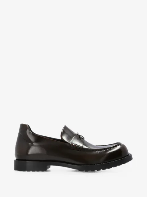 comfy loafers in dark burgundy