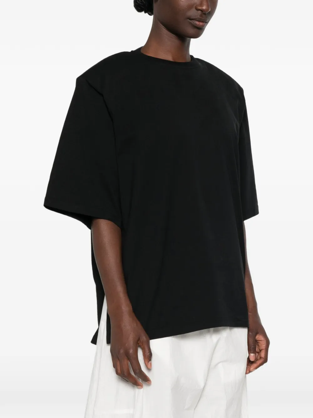 The Frankie Shop Anira padded-shoulder side-slit T-shirt Zwart