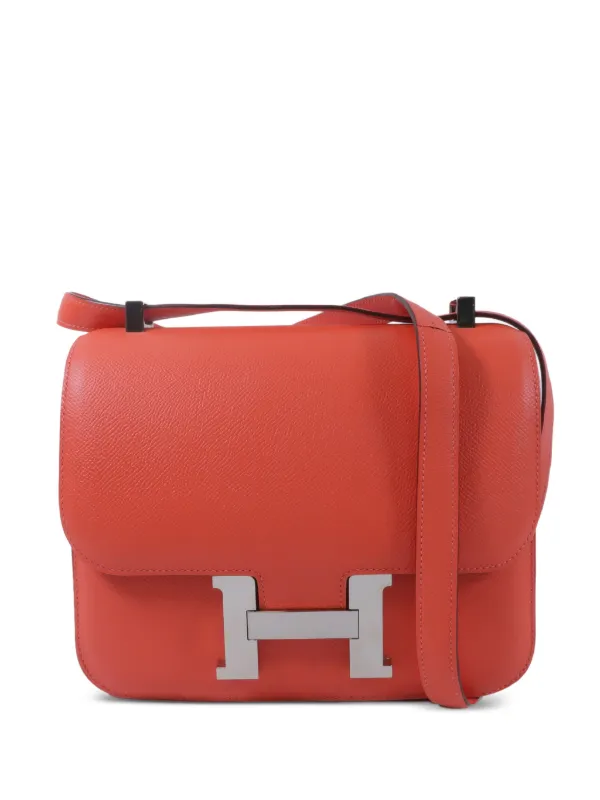 Hermès Pre-owned 24 Constance Shoulder Bag in Red