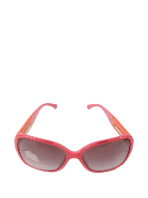 CHANEL Pre-Owned lentes de sol con armazón cuadrada y logo CC
