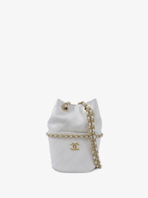 CHANEL Pre-Owned quilted bucket bag