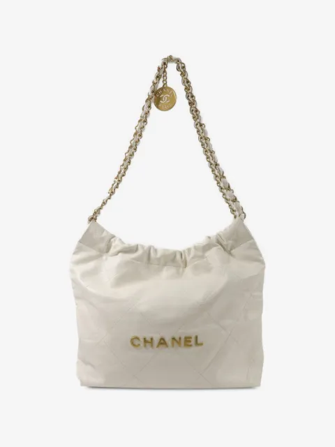 CHANEL Pre-Owned small Chanel 22 diamond-quilted shoulder bag