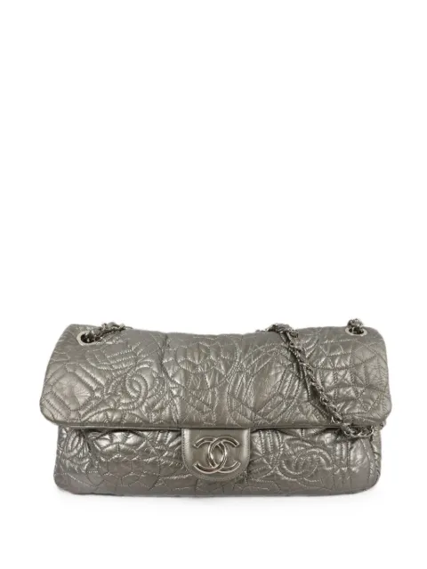 CHANEL Pre-Owned Graphic Edge flap shoulder bag