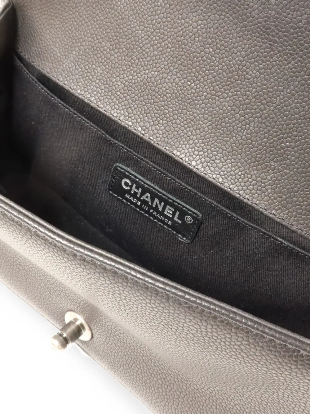 CHANEL Pre-Owned Boy 25 gewatteerde crossbodytas met diamant-patroon Zwart