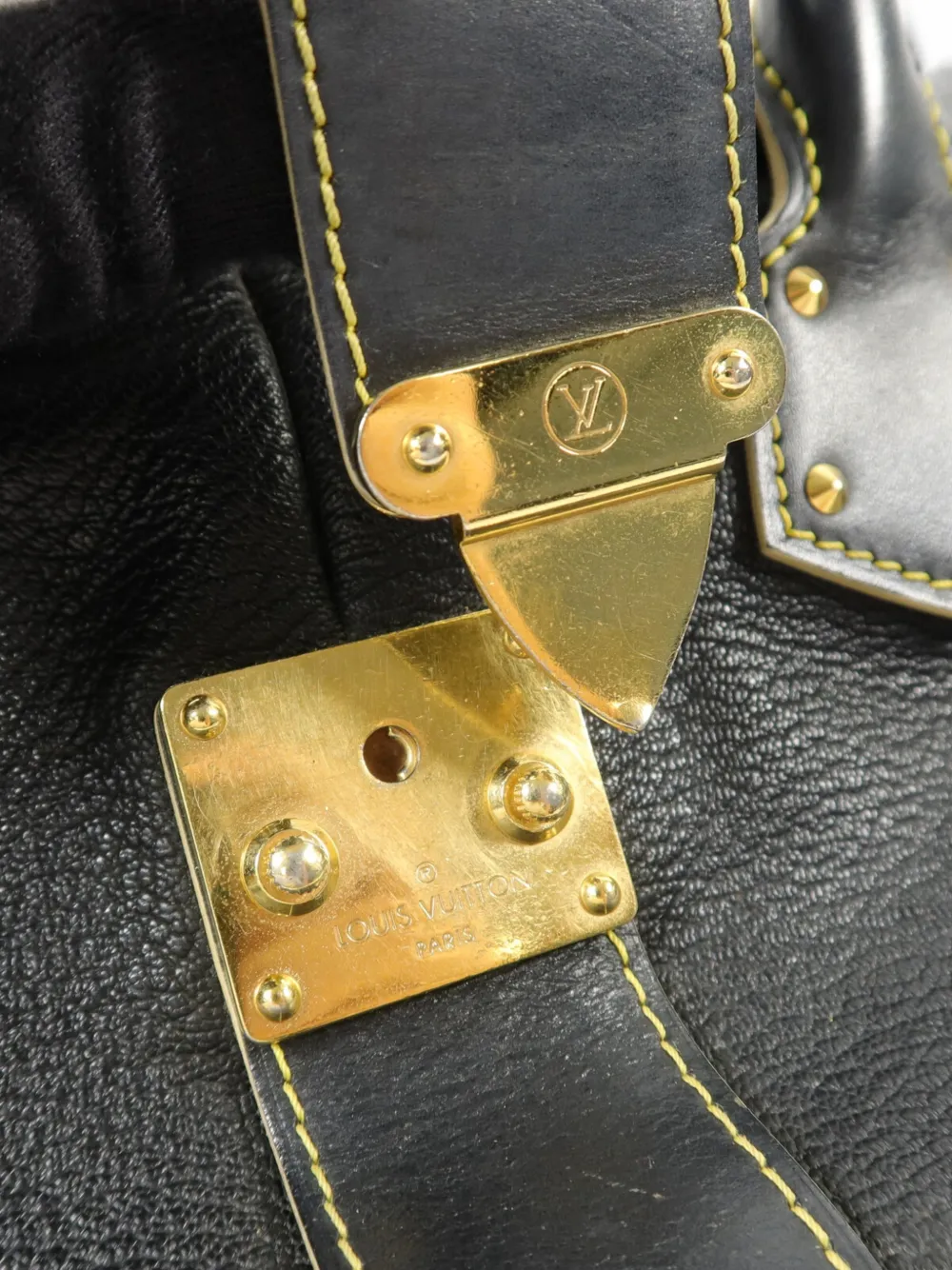 Louis Vuitton Pre-Owned Suhali Lingenieux PM handbag Zwart