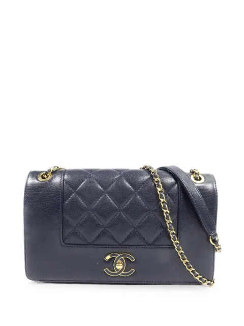 CHANEL Pre-Owned CC turn-lock shoulder bag