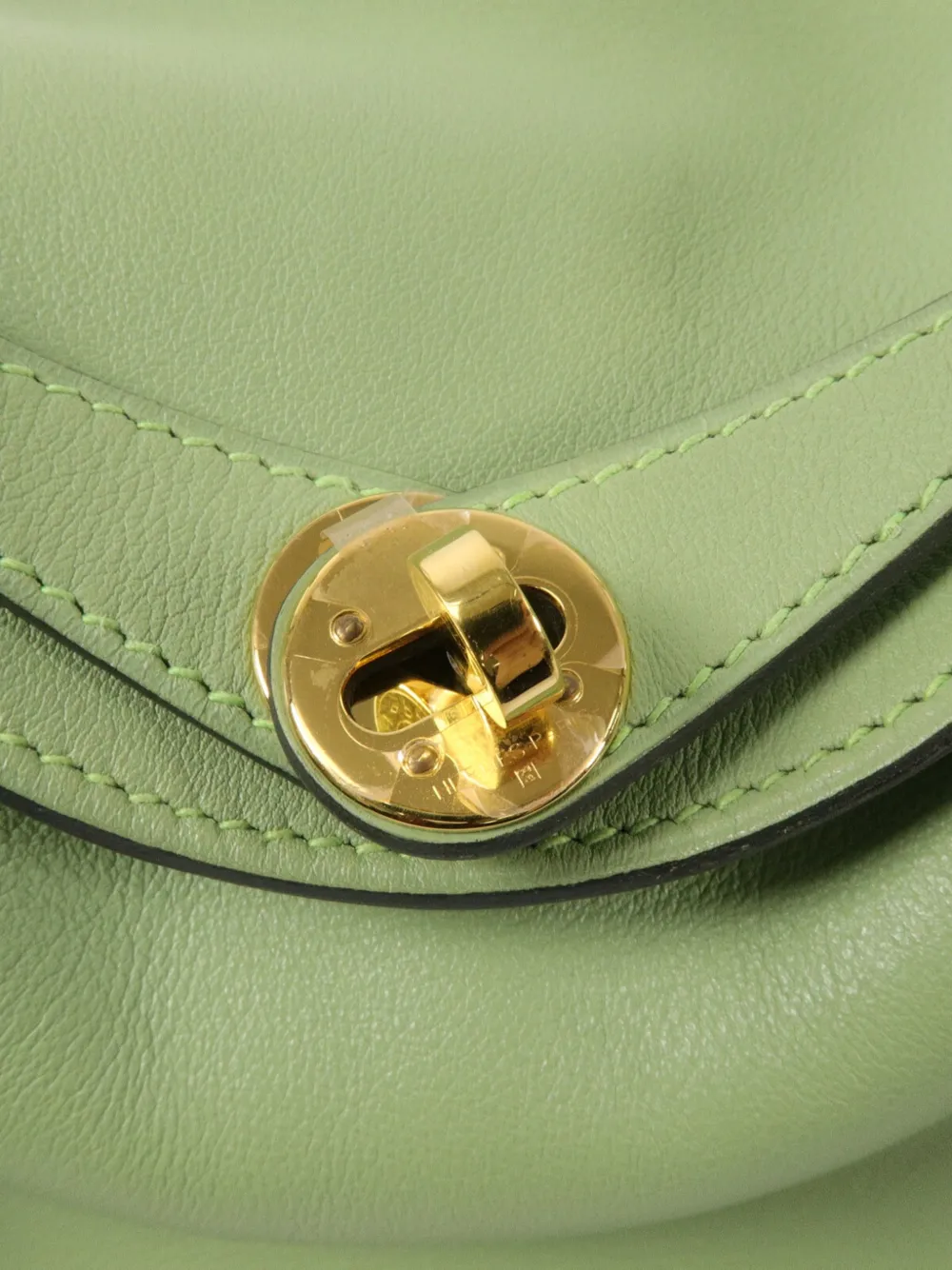 Hermès Pre-owned 2020 Mini Lindy Tote Bag in Green, view 5
