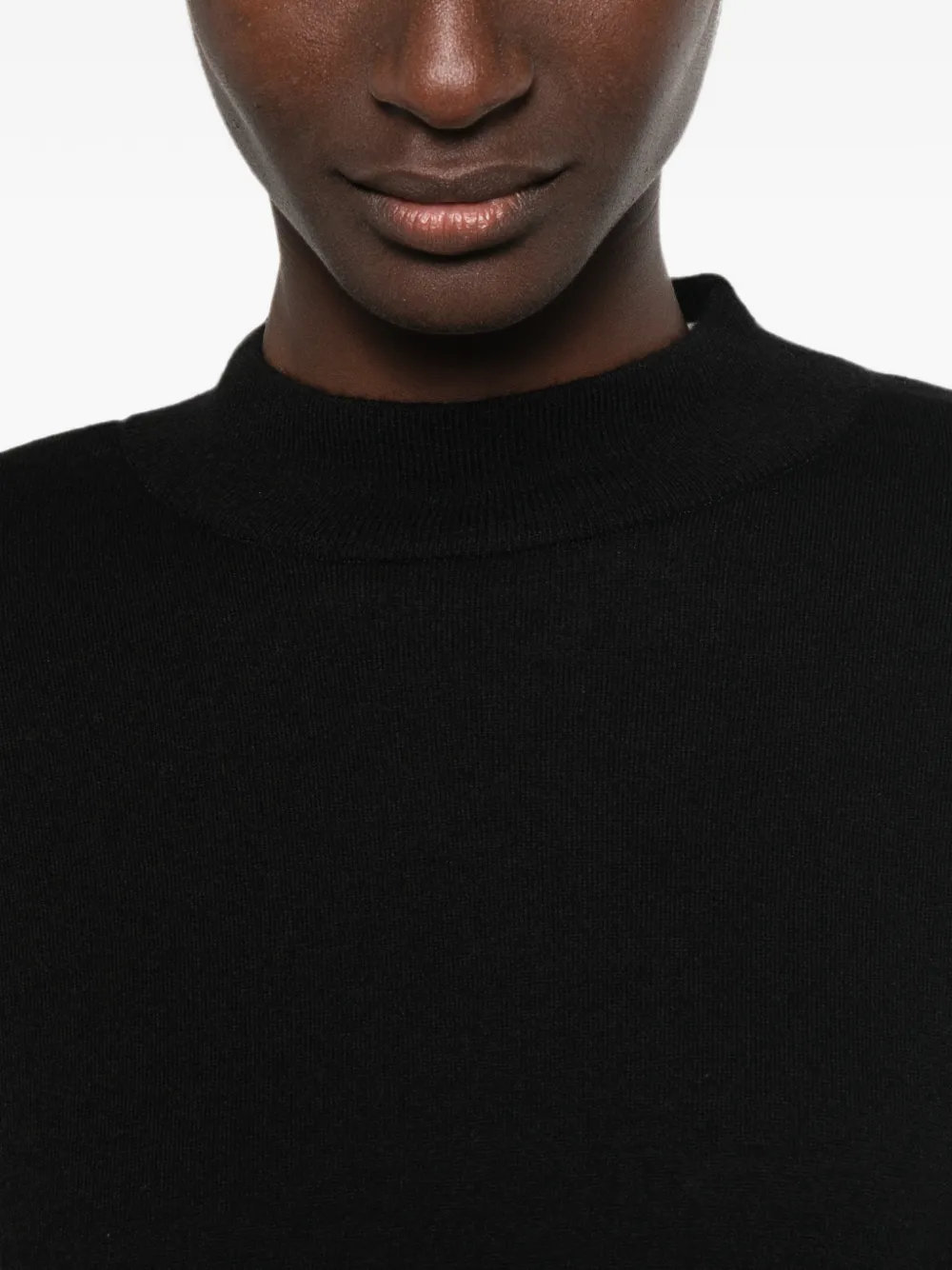 The Frankie Shop Rue trui met hoge hals en gewatteerde schouders Zwart