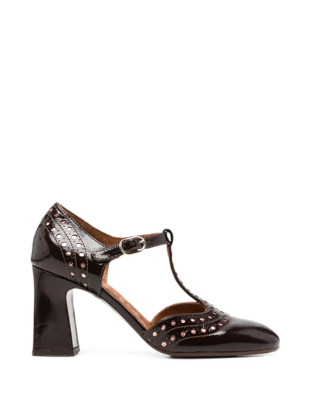 Chie Mihara Mante pumps met geperforeerde details en T-bandje Rood