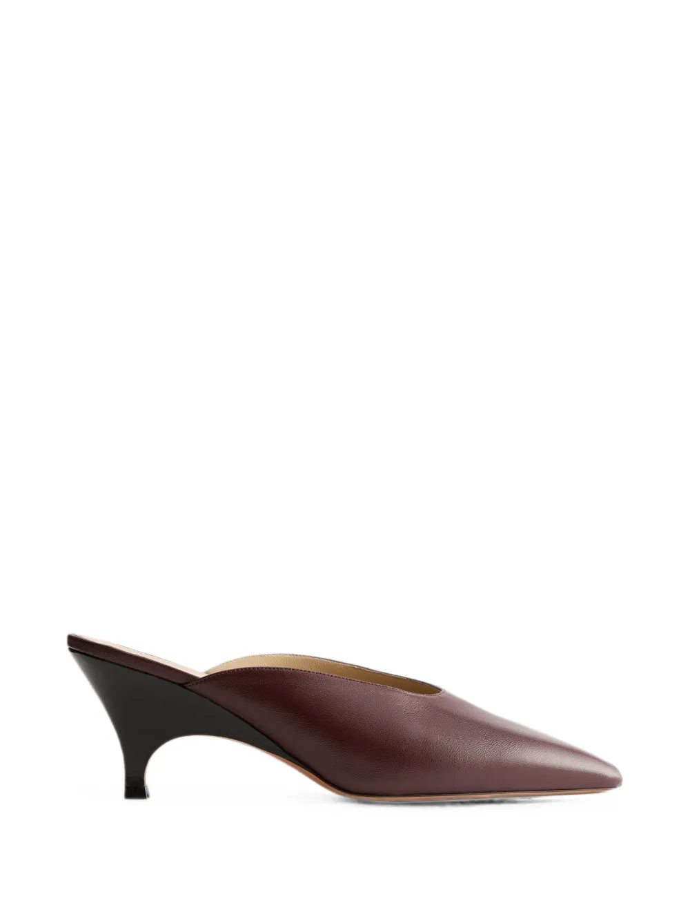 Le Monde Beryl Petra pointed-toe mules Rood