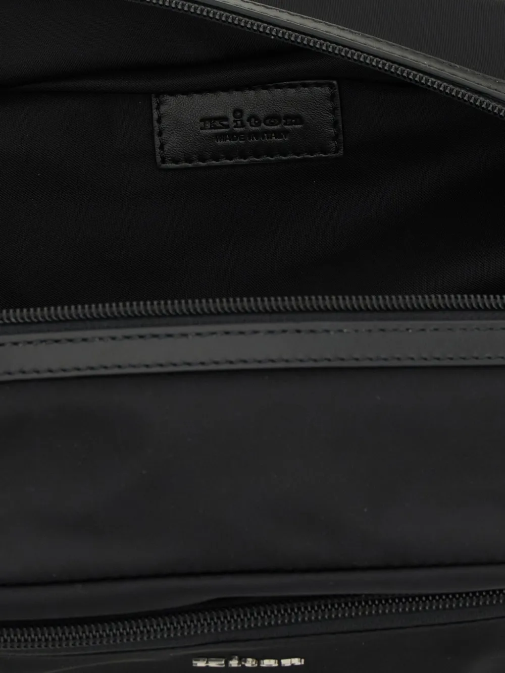 Kiton Toilettas met logoplakkaat Zwart