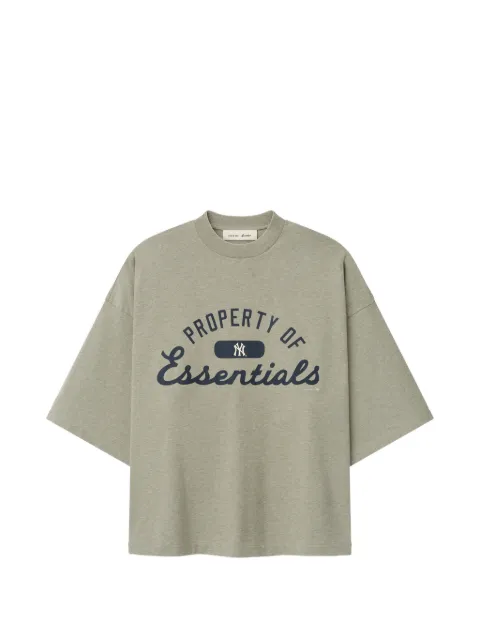 FEAR OF GOD ESSENTIALS x New York Yankees merch T-shirt