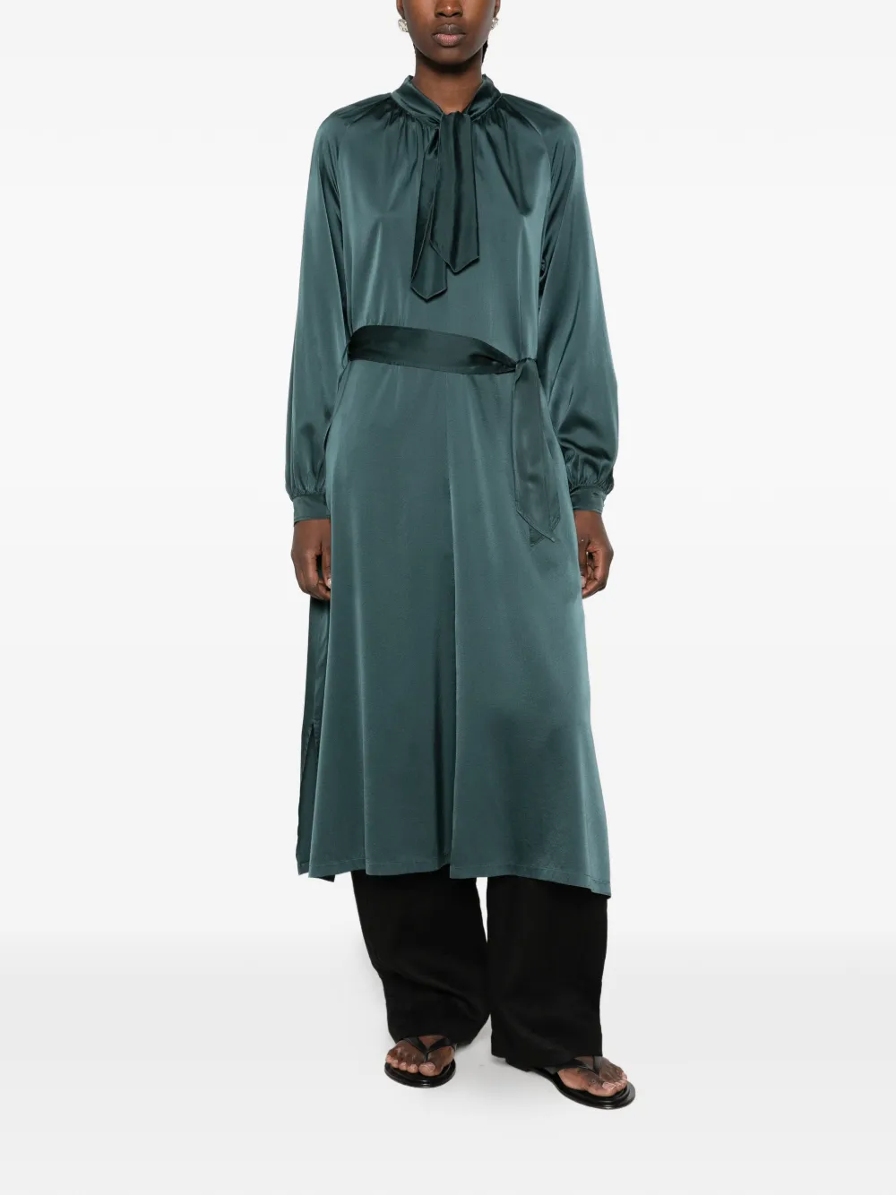 Forte satin-finish bow-tie midi dress Groen