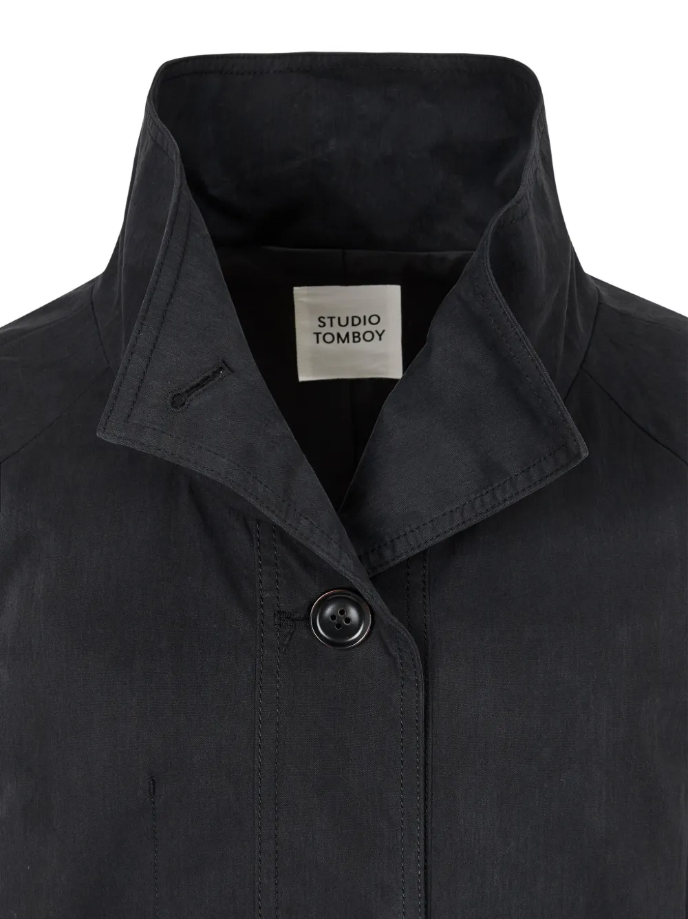TOMBOY belted high-neck single-breasted coat Zwart