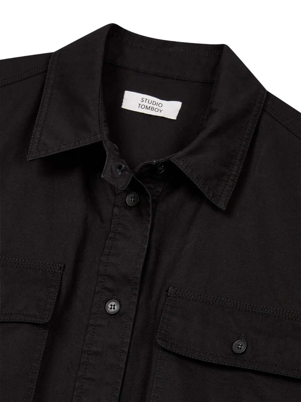 TOMBOY Button-down blouse met klepzak Zwart