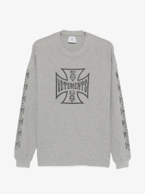 VETEMENTS logo-print waffle-knit T-shirt