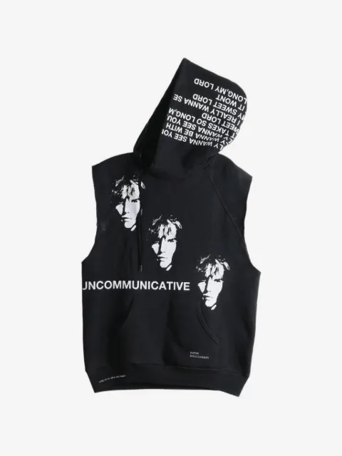 SAITOS asymmetric sleeveless graphic-print hoodie