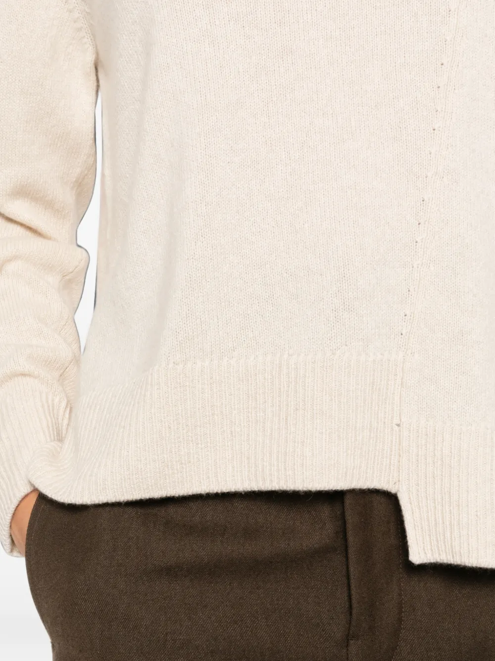Liviana Conti Trui met asymmetrische afwerking Beige