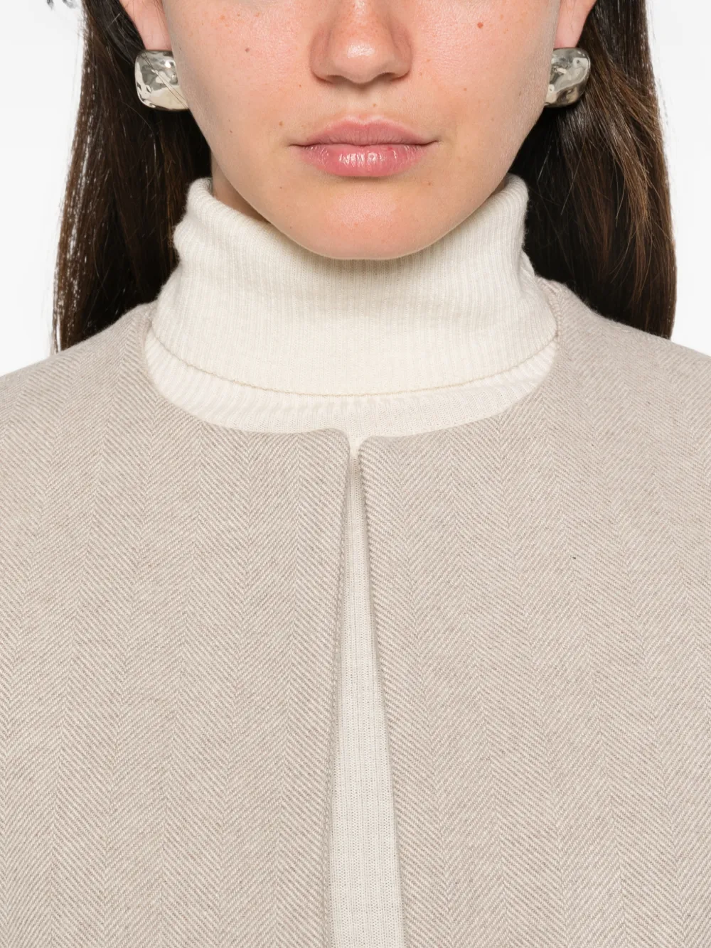 Liviana Conti Jack met klepzak en visgraatpatroon Beige