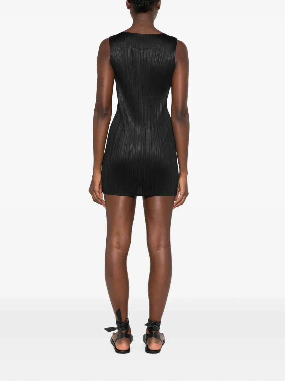 Pleats Please Issey Miyake pleated sleeveless midi dress Zwart