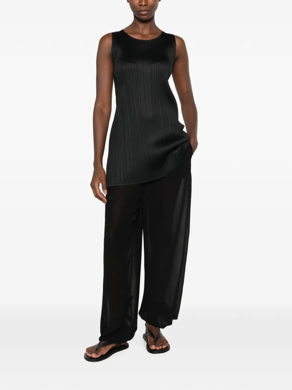 Pleats Please Issey Miyake pleated sleeveless midi dress Zwart