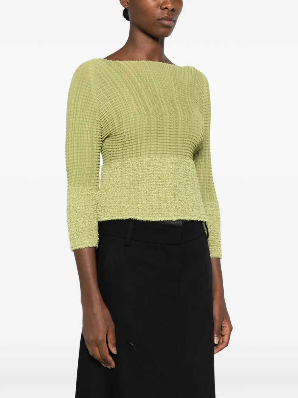 Issey Miyake plissé-effect three-quarter sleeve top Groen