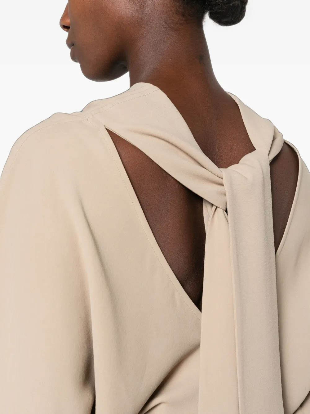 TOTEME Gedrapeerde maxi-jurk met sjaal Beige