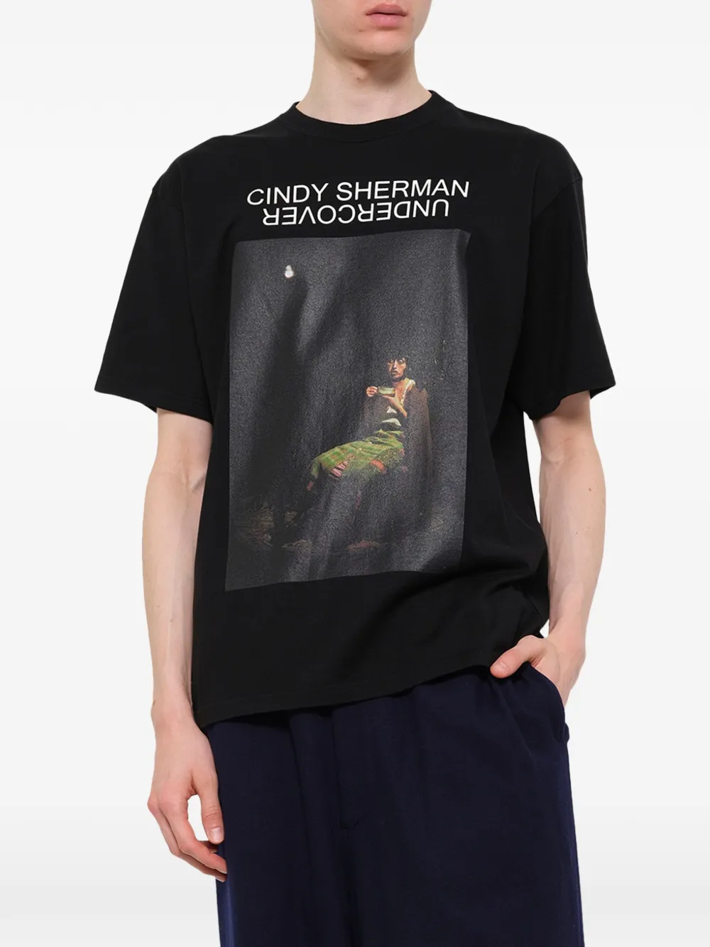 Undercover Cindy Sherman Untitled 300 grafische print T-shirt Zwart